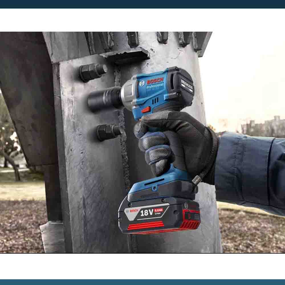 Bosch Cordless Impact Wrench GDS 250-Li - Powerful & Lightweight